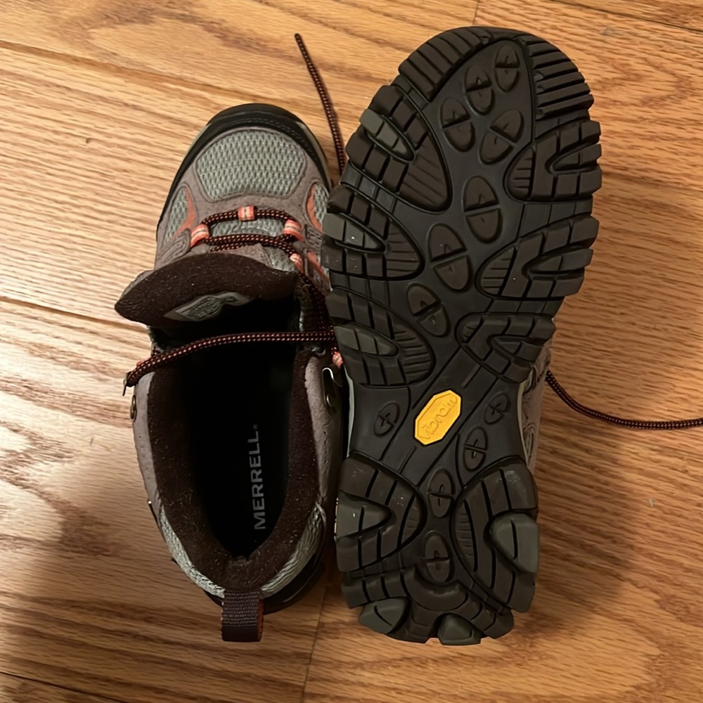 Women’s Merrell Hiking Boots